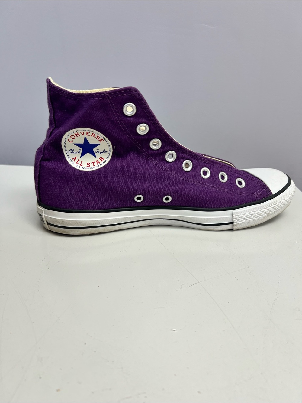 Converse High Top Sneakers in Deep Purple Men 8 Women 10 - Picture 6 of 10